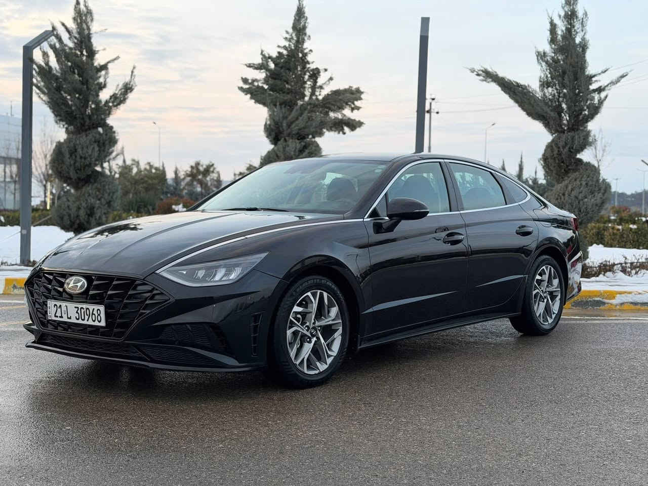 سوناتا موديل2021وارد امريكي فول مواصفات فقط بدون فتحه چامرلغ صبغ بدون دواغل ماشيه 72لف كوشنات كهربا هيتر شاشه كاميره رادار بدون ايرباك سياره جديده عنوان سليمانيه السعر160بيهامجال للاستفسار اتصل على هذا الرقم***********
