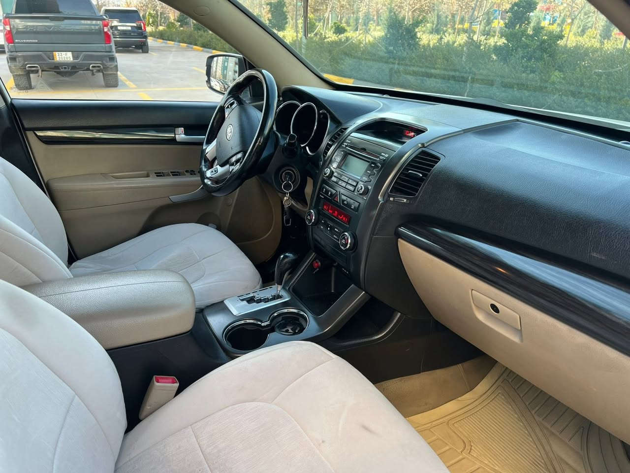 کیا سۆرینتۆ گێڕ ئۆتۆماتیک 2013 ڕەقەم سلێمانی فول مواسەفات ئاوێنە ئیشارەت ئاوێنەکانی ئەخەوێت سوکان ڤۆلێۆمە تەبرید مەرکەزی سێ کوشن بەس بەسمە و پاناڕۆما نیە گێڕ و مەکینە و تەبرید و تەحویل و غەرامە بە شەرت هەردوو سویچەکەشی لەگەڵایە نرخی 147 و معامەلە شوێن سلێمانی 
***********
***********
هەردوو ژمارەکە واتساپی هەیە 

كيا سورينتو گير اوتوماتيك 2013 رقم سليمانيه فول مواصفات مراية تطبق و بيها اشاره استيرن ڤوليوم تبريد مركزي ثلاث مقاعد فقط مو بصمة و مو باناروما گير و مكينه وتبريد وتحويل و الغرامه بشرط والبصمتين ويا السعر 147 ومجال مكان السيارة السليمانية المعاملة على هذا الارقام الي مسجله فوك والارقام بيها واتساب
