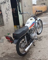 البيع التفاصيل خاص  07853648838