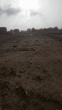 قطعه للبيع مساحه ٢٠٠متر مربع واجهتين زراعي عنوان حي بدر نهايه شارع المستوصف للإستفسار ***********
