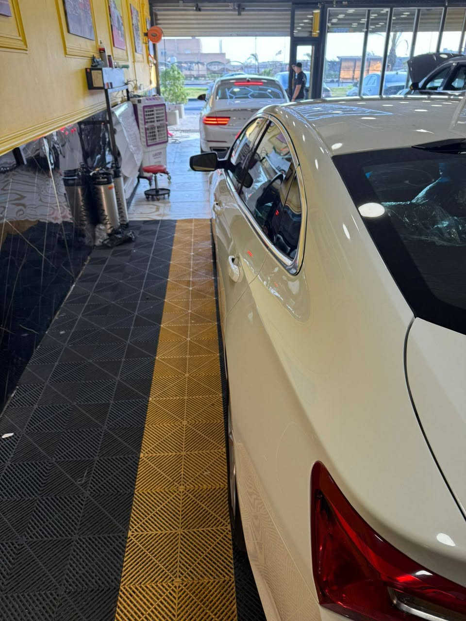 ماليبو ٢٠٢٣ تقرير مياه عذبه برغي ممفتوح بيها شغاله من امريكا
كفاله عامه ضربه وصبغ وبارد وتبديل وتكحيل
معوقين ولمعوق كرايبي وكاله مضمونه.
سياره جديده بمعنئ الكلمه
السعر ١٤٤ 
*********** البصرة, العراق
