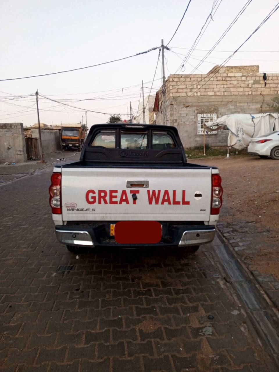 للبيع كريت ويل 2023رقم قادسيه نكليزي مداور ثاني يوم محرك وكير شرط تخم تاير كهربائيات شغاله حداديه جديده 
مكفوله من الضربه والتبديل ما غير البارد الي محدد بل صور والعين مبدله 
مكان السياره النجف الاشرف 
السعر115  خابرني وتشلع عيوني 
***********
