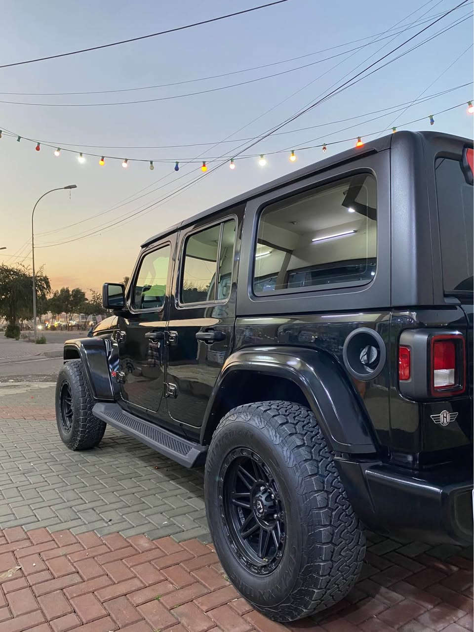 سلام عليكم اخوان 
للبيع جيب رانكلر موديل 2022
كلين تايتل رقم كركوك الجديد شرط 
تحويل او وكالة 
السعر 290 وبي مجال للطيبين 
مكان كركوك
للاتصال او استفسار *********** كركوك, العراق
