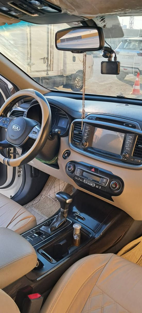 لبيع ١٩ خليجي سليمانيه سنويه وهزه جديد ٦سلندر٧راكب بانراما سايدبريك بصمه كشنات جلدكهرباء جهتين سعر٢٣٠ مكلف بنشر اي استفسار اتصل ***********
