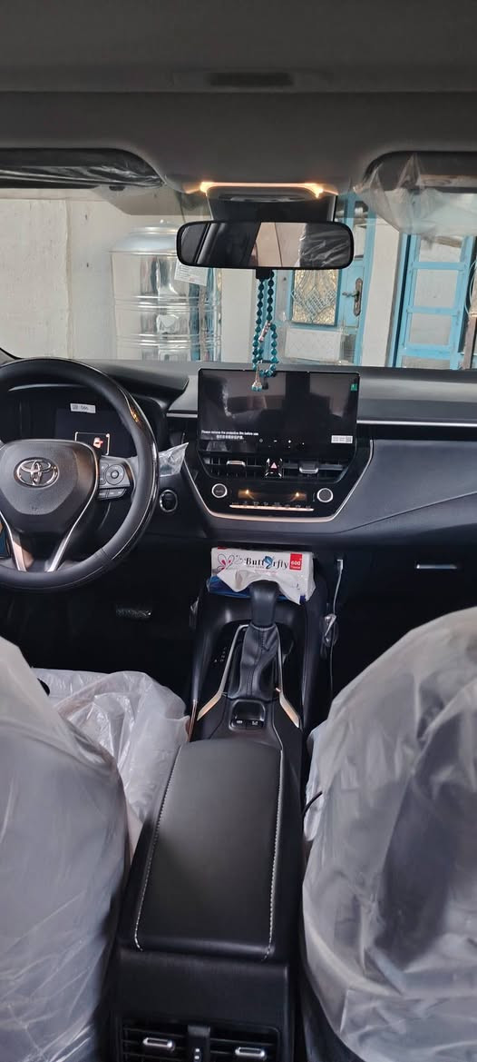 السلام عليكم
للبيع كورلا 2025 خليجي هايبرد
 ماشيه 1800
 السياره نضيفه كلين تايتل ومكفوله
سعرها قفل 25 مليون
***********
