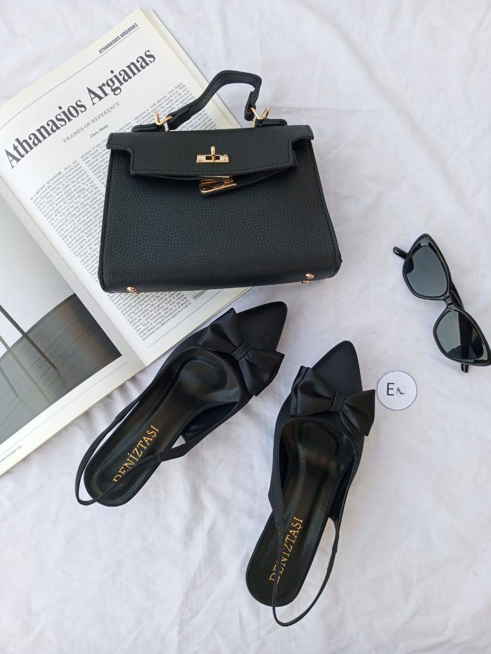 سعر الشوز 12فقط تركي مو شي قياسات كاملة


**إذا كنت صاحب هذا الإعلان وتريد حذفه لأي سبب، رجاءا أرسل رسالة إلى الدعم الفني**