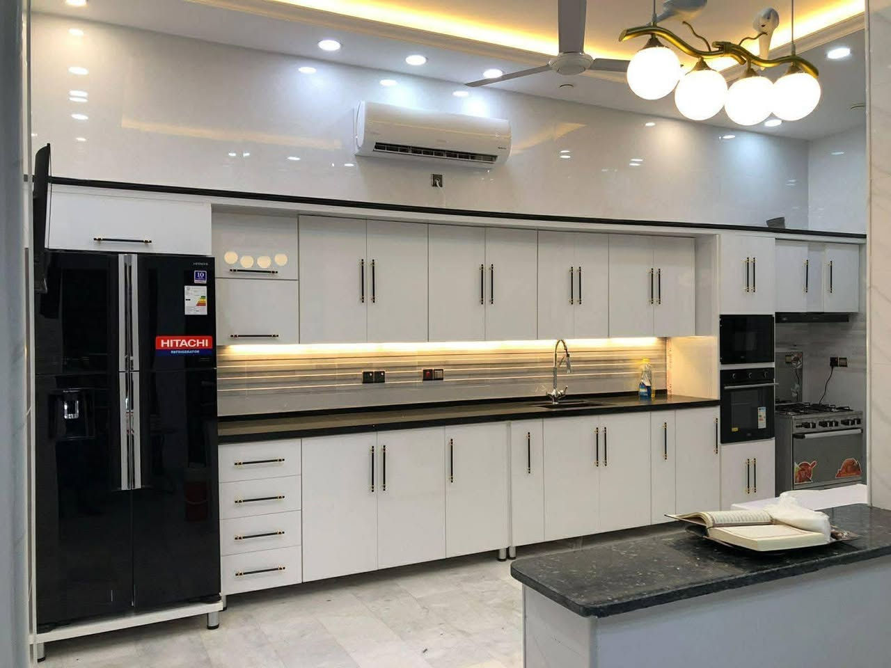 إعلان 📣 رقم 26
 {للبـيـــع فـي السماوة منطقة أم العصافير  مقاطعة 19 }
                 {الـــــمعتمد للتسويق التجاري و العقاري }

المساحة. 130  م² 
 الدار بناء حديث جدا وبنظام عصري بأمتياز 

تفاصيل الدار 
(غرفة سويت + حمام داخلي وخارجي +مطبخ +براني وهول )

 

موقع  _السماوة  حي أم العصافير نزله  شارع مركز الشرط  

#لمعرفه_السعر_اضغط_على_متابعه_وعلق_بذكر كلمة سبحان الله او الحمد الله 
_____________________
للاستفسار:

‌‎(( المعتمد  للتسويق  التجاري والعقاري حيثٌ تَلتَقي الرُوٌية ,بلتَمَيٌز ))

‌‎🪙كل ماعليك الاتصال أو المراسلة على الصفحة 🪙

☎️***********
***********.
