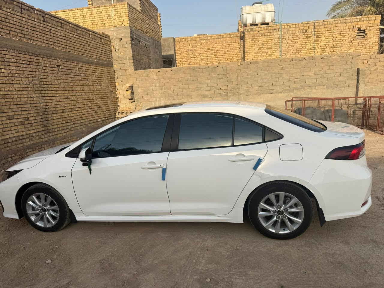 السلام عليكم 
للبيع سياره كورله هايبرد  تجميع الصين 2025 فول مواصفات مداور ثاني يوم ماشيه 48 الف سعر 155وبيها مجال 
للستفسار الاتصال ‭***********‬
