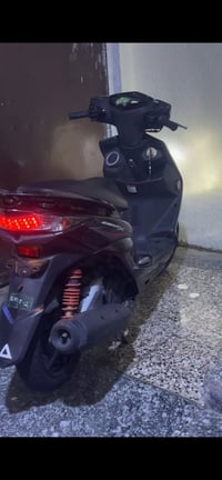 دراجه سكنز لد وراد ياباني  مكفوله كفاله عالم من كلشي دراجه نضيفه الله ...