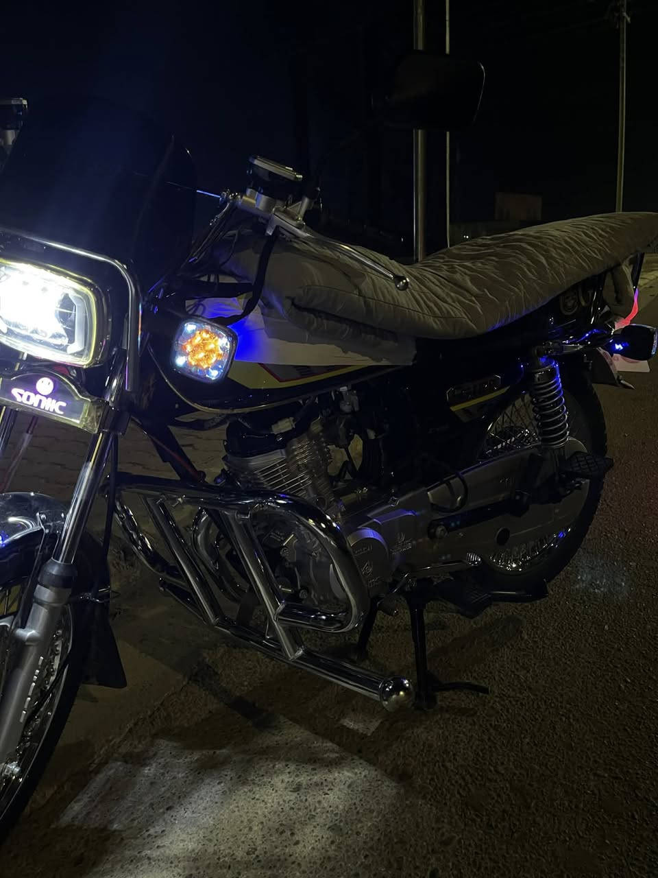 سلام عليكم مكلف بلنشر  للبيع دراجه اربعه كير موديل 2024 المكان القائم مرواس وبيع رقم صاحب الدراجه ***********
