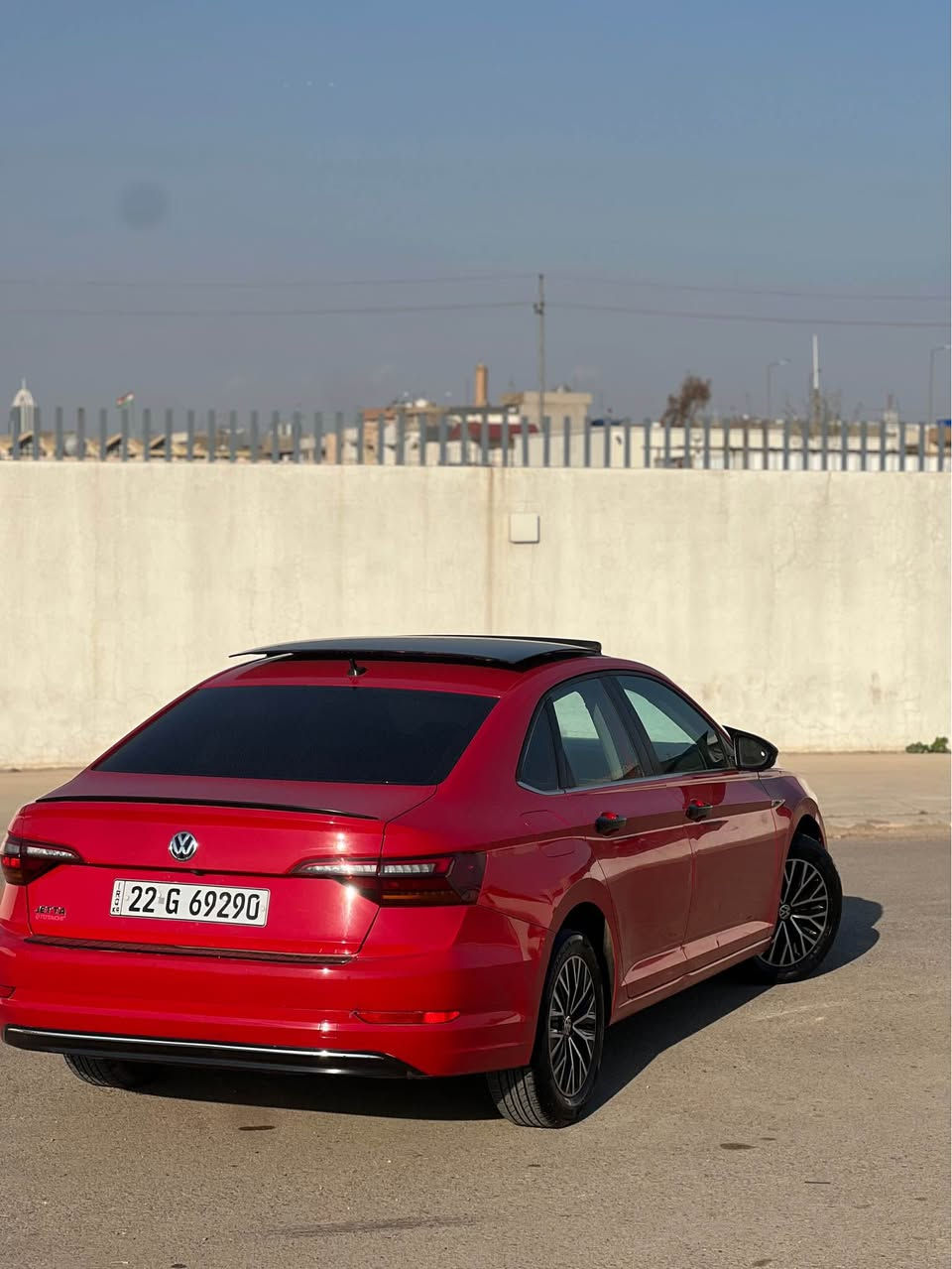 Jetta 
مواسەفات SE
مۆدیل 2019
سەیارەکی زۆر توند و تۆلە
بۆیاخ بەس سندوق
پشت و پێشی کەپسە بێ داخلی 
ناونیشان هەولێر
*********** أربيل, العراق
