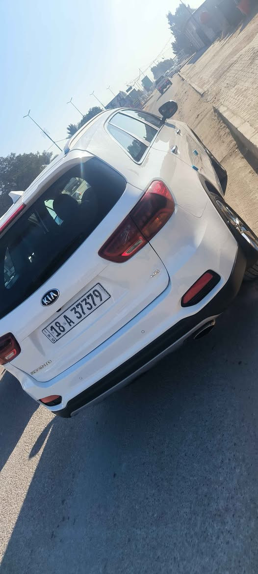 ‏‎سلام عليكم 
 للبيع 
كيا سورنتو 2020 خليجي  
رقم بابل ..18
6 سلندر 3.5
7 راكب 
3 قطع تبريد 
بصمة 
بصمة ابواب  
جنطة كهربائية 
جنطة ذكية 
كشنات جلد
كشنات كهرباء 
مانع نزلاق 
4 انظمة قيادة   
نظام ترحيب  
ويل كروم 19
حساسات امامي و خلفي 
اشاير بل مري 
كروز سرعة 
تحكم استرن 
لايت زنون 
بردات خلفيه 
شحن لاسلكي 
السياره ماشيه : 72000km
🟩 السعر المطلوب  _ ( 270$ )    
السياره مكفوله كفاله عامه                     
للاتصال ..‏‪0783 806 1628‬‏ حلة, بابل
