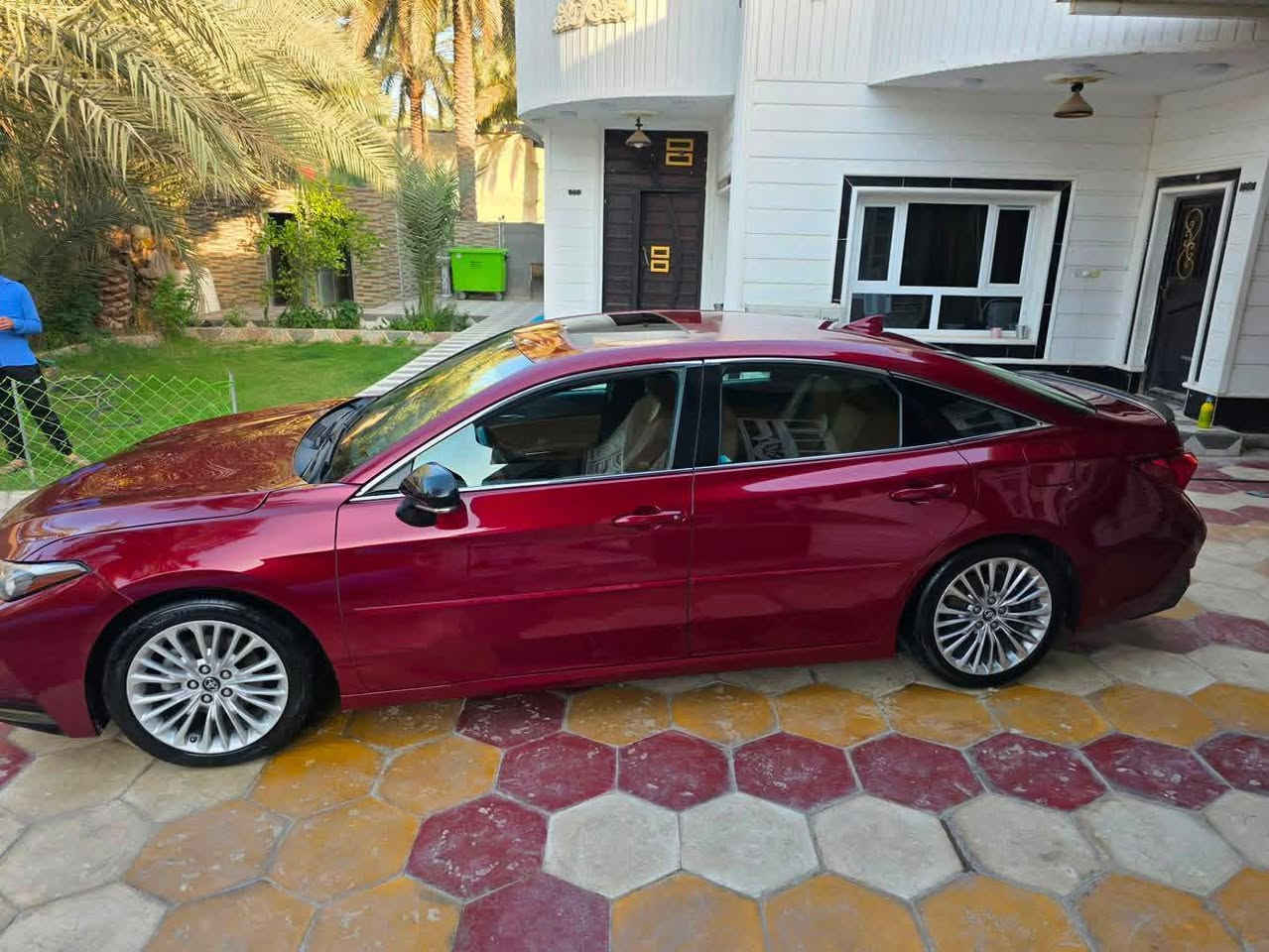 تيوتا افلون لون ماروني 2019 وارد امريكي  
بيه رش 3قطع الجاملغ الايسر رش اثر شخط القطع 
بدون دواخل وبدون معجون ماشيه 178000كم  
المواصفات لمتدد
1-فتحه سقف 
2- داخل جلد مشمشي 
3- رادار +كامرات محيطيه 360 درجه 
4-شحن لا سلكي 
5-محرك 3500
6-توقف ذاتي 
وبيها هواي مواصفات والسيارة جديده وسونار مرفق بالمنشور 

🛑 السعر 235 وبيها مجال 

السنويه مساقطه وبااسمي
تحويل ثاني يوم 

رقم الهاتف 
***********
