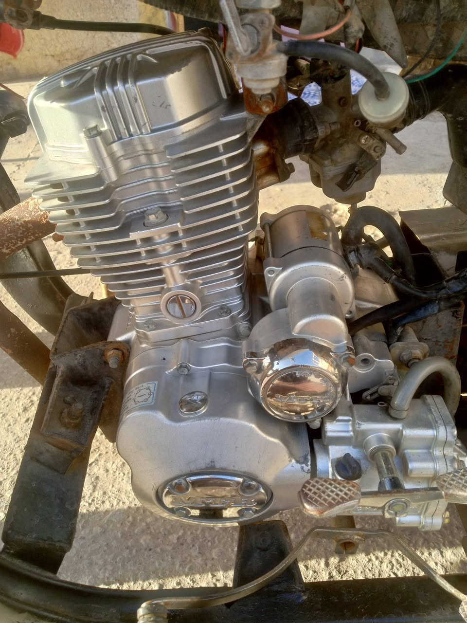 ستوته البيع مديل 2009رقم اسود  وسنويه ابيع مكاتبه  محرك  25بل جيس جديد وتايرات اوياله جدد  ستوته عوزه بس باتري تجي وتفحص شوفت عينك الشراي يتصل***********
