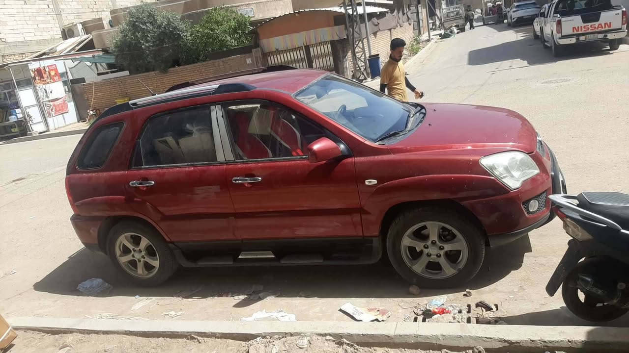 سبورتنج ٢٠١٠ كير مكينه حداديه كفاله بيه فقط جاملغ الأمامي جهة العبري مبدل تبريد ثلج مدار ثاني يوم سنويه لل 2031 السعر 115 وبيه مجال  *********** مكانها بابل القاسم
