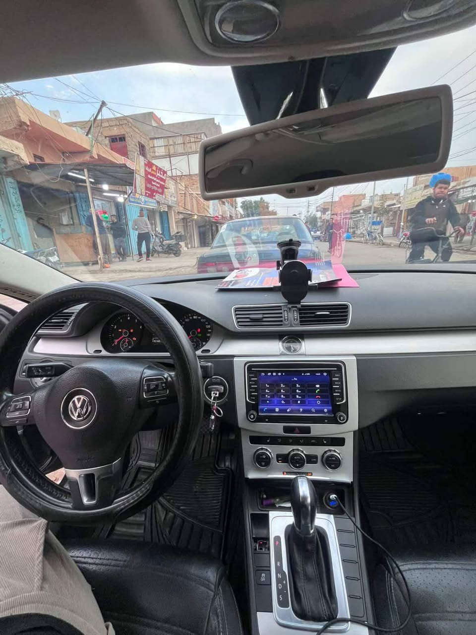 سلام عليكم اعادة نشر بسبب الوعود الكاذبة المو شراي ليضل ايراسل رحمه ع والديك 
 للبيع والمراوس

 فولكس فاجن باسات سي سي موديل 13  رقم ادهوك الجديد 
سياره بدون صبغ بدون ضربه السياره جديده حته كتلوك الشركه موجود كير مكينه خير من الله
مكينه 2000 تيربو 
كير 6 نمر 
سياره كهربائيه كله شغاله تبريد تدفئه 
تحكمات استيرن 
شاشه وكامره 
كشنات كهرباء وتدفئه 
تبريد منفصل 
قطعتين تبريد 
اشاير بالمري 
لد ترحيب 
سياره مواصفات معروفه السعر  110وبيه مجال قليل مكاني ديالى هبهب ***********
