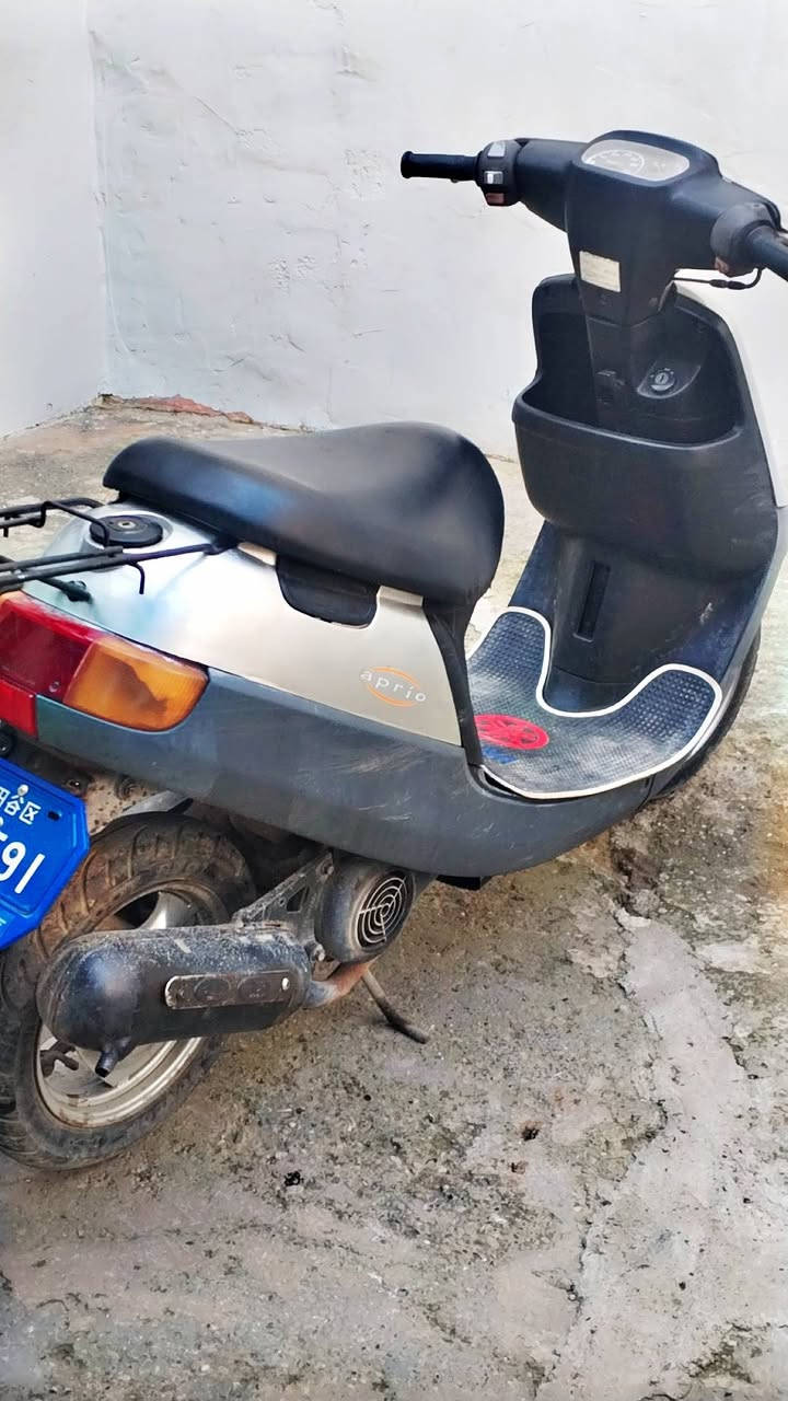 السلام عليكم ماطور خام لا قبف هندر ولا محرك مفتوح شرط ماطور يخبل خير من الله سلف ويرمنيه طخم تاير كلو جديد السعر 550 وبي مجال غليل الشراي الف هلا بي المو شراي لا يدوخني ولا يعلق وتحياتي لجميع ***********
