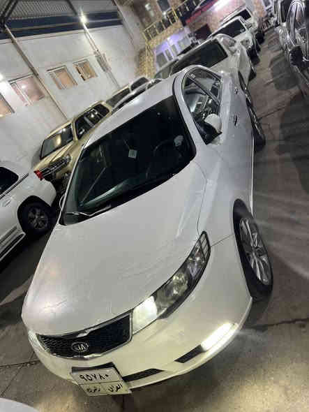کیا سیراتو مودێل 2012 گێر عادی. بولند ،سقف صندوق. طه رگە .قتعه ونیڤ سبخ بێ داخلی گێرومکینە پاقژن سعر82
*********** دهوك
