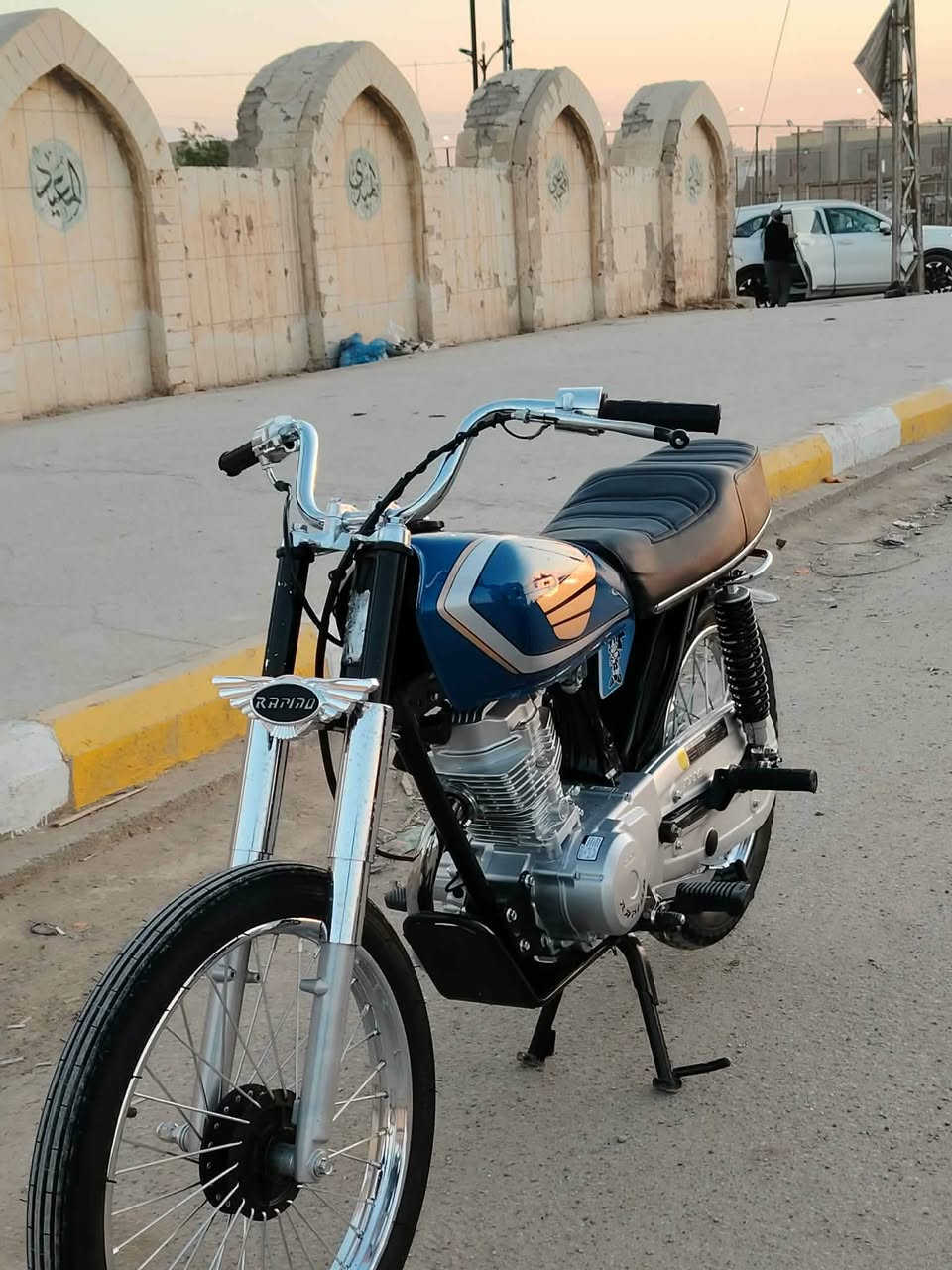 سلام عليكم دراجة للبيع كلك كلك تعمير جديد صاله شهر من تعمرت مكينه رابيدو وغراص كلها اصليه دراجة رزنه وتخبل بالمشي  وسعره مناسب مكان ناصريه قضاء الغراف متواجد خاص‏‪***********
