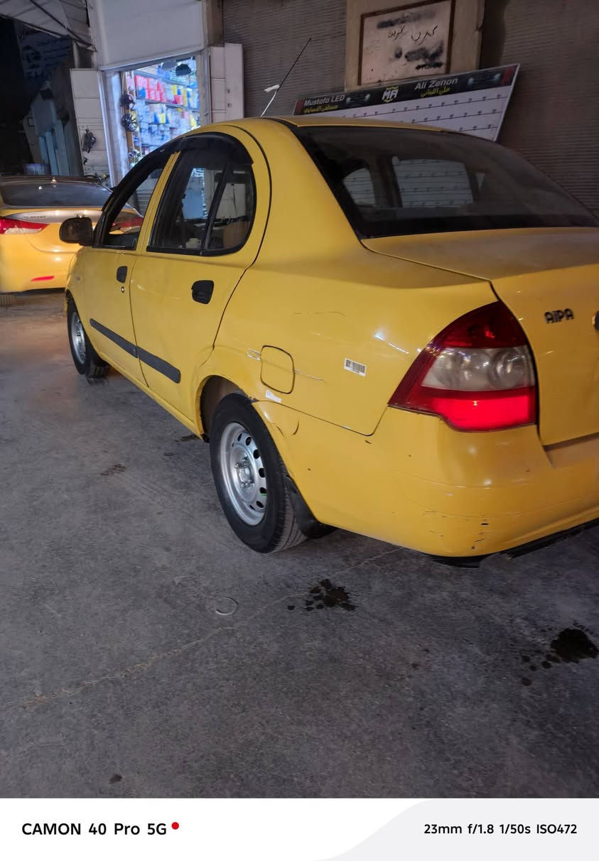 السلام عليكم 
سياراة طيبه 2014
كامله حداديه صدر امامي وخلفي 
دوشمه امبيثري بلوتوث 4 سماعات 
امصفره هيئه وغرامات تحويل ثاني يوم رقم بغداد مميز مشروع وطني 
تخم تايرات كامله السياره على أخر حبايه  سعر $33 بيها مجال 
رقم الهاتف ***********
العنوان بابل السده
