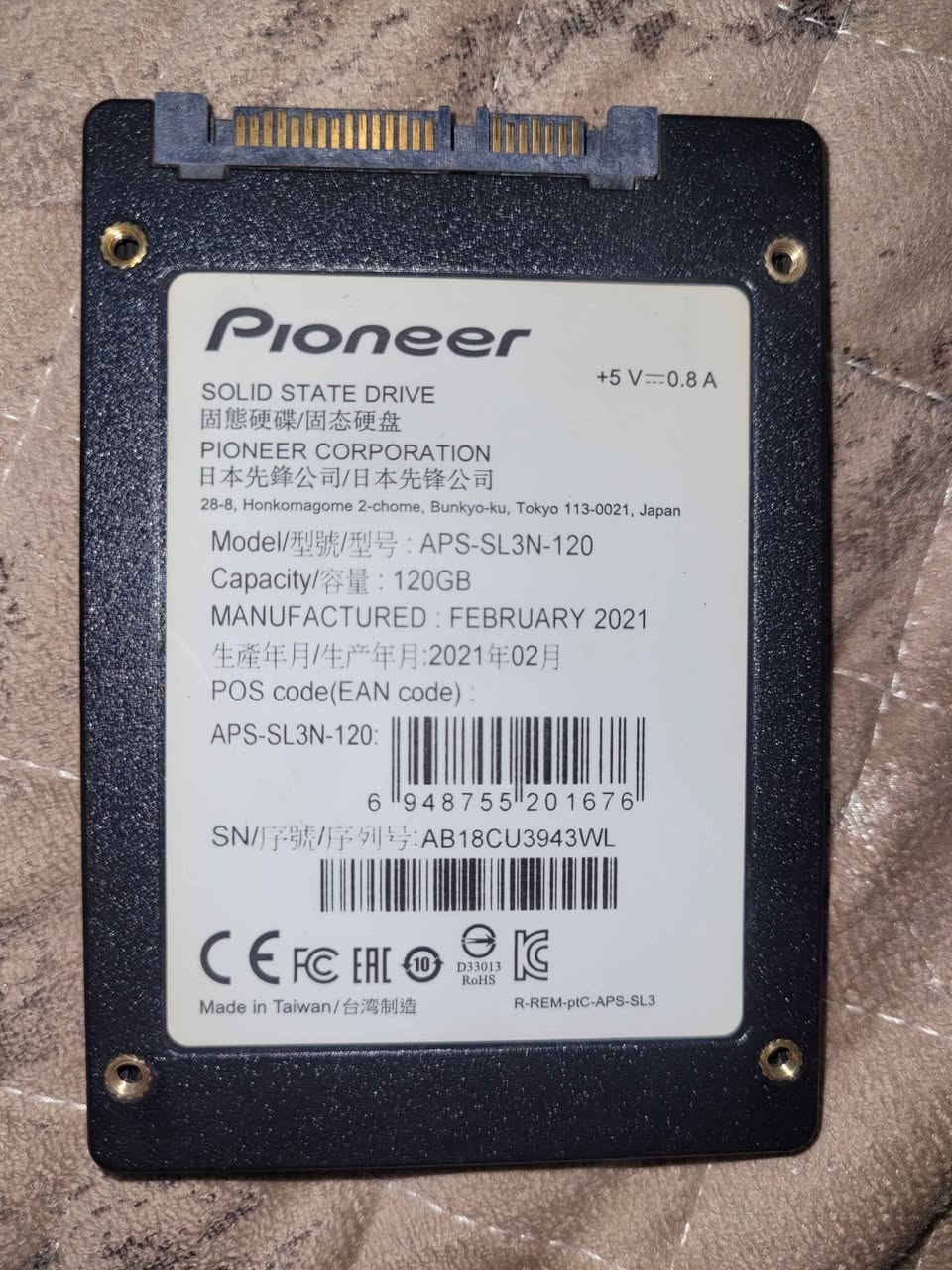 DDR4 16G 3200
سعرها 65 وبيها مجال

SATA SSD 120G
سعرها 20 الف

***********
بغداد-الحميدية
توصيل متوفر بغداد, العراق

