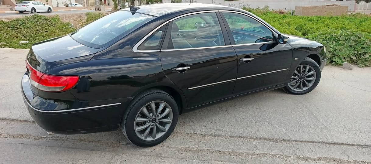 لبيع ازيرا كوري مديل 2009
بيه صبغ حزام بدون فتح بدون دواخل بدون معجون جماليه 
كير مكينه شرط 
رقم ربيل 
مكينه 2700/6
سعر 88 وبيه مجال قليل
مكان سياره واسط نعمانيه 
 ***********
