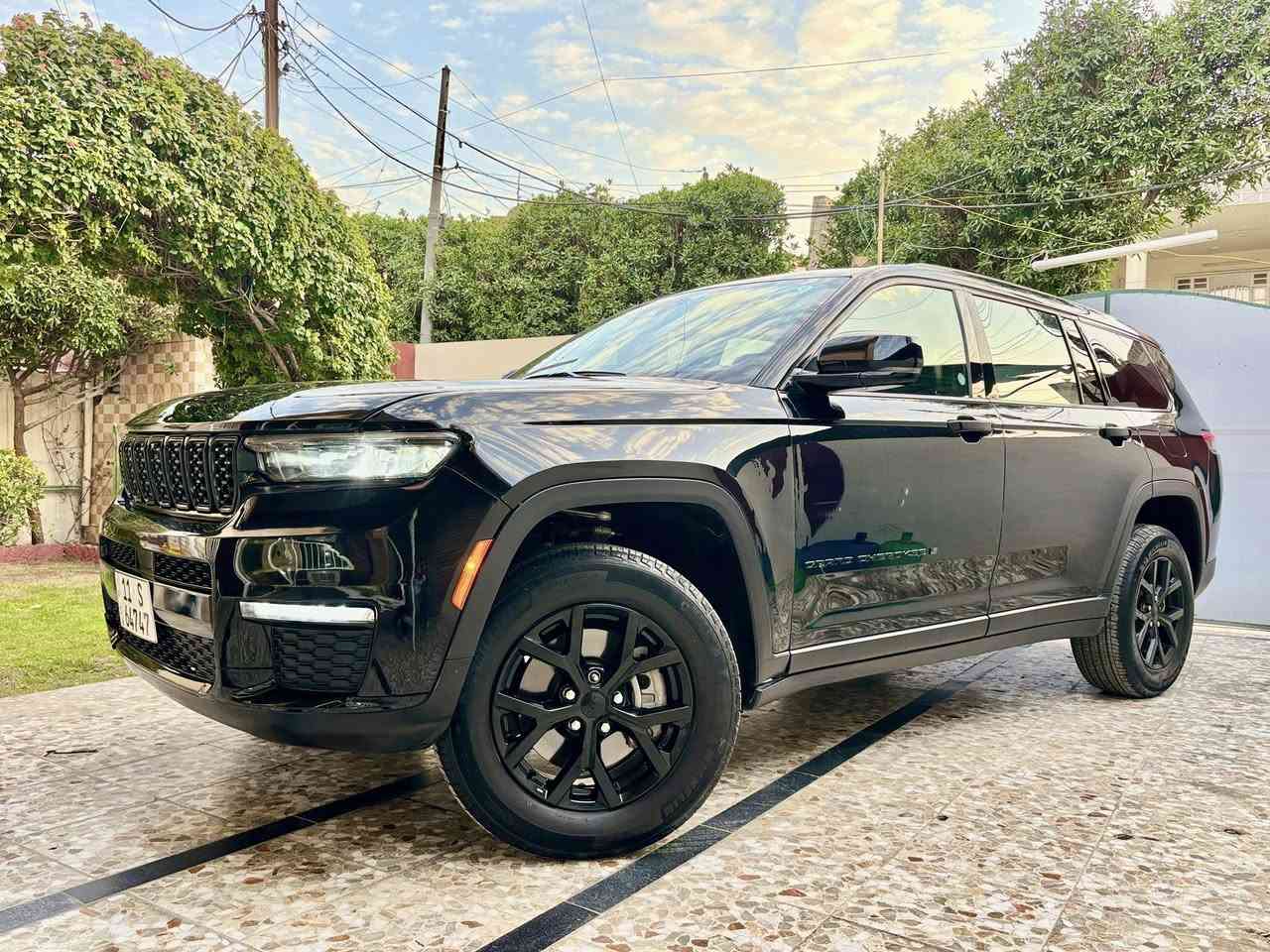 جيب  2024 بلاك توبL بانزين رقم بغداد السعر 238 ورقة قفل قفل نقد فقط بدون مراوس 

المواصفات 
ماشية 17 الف كيلو 
بلاك توب
حساسات خلفية وتوقف ذات 
رادارات امامي وجانبي وخلفي 
كشنات جلد كهرباء
تبريد 3 قطع مركزي
شفتات ستيرن 
قيادة ذاتي وتحديد مسار 
تدفئة مقاعد ومقود 
 تشغيل عن بعد 
محرك 6 سلندر / 3.6 بانزين 
وباقي المواصفات معروفة 

الضرر جاملغ وبنيد   والسونار بل منشور  

الموقع بغداد 

السعر 238 ورقة قفل قفل مابي مجال العملة
نقد فقط بدون مراوس 

اي استفسار الاتصال ***********
