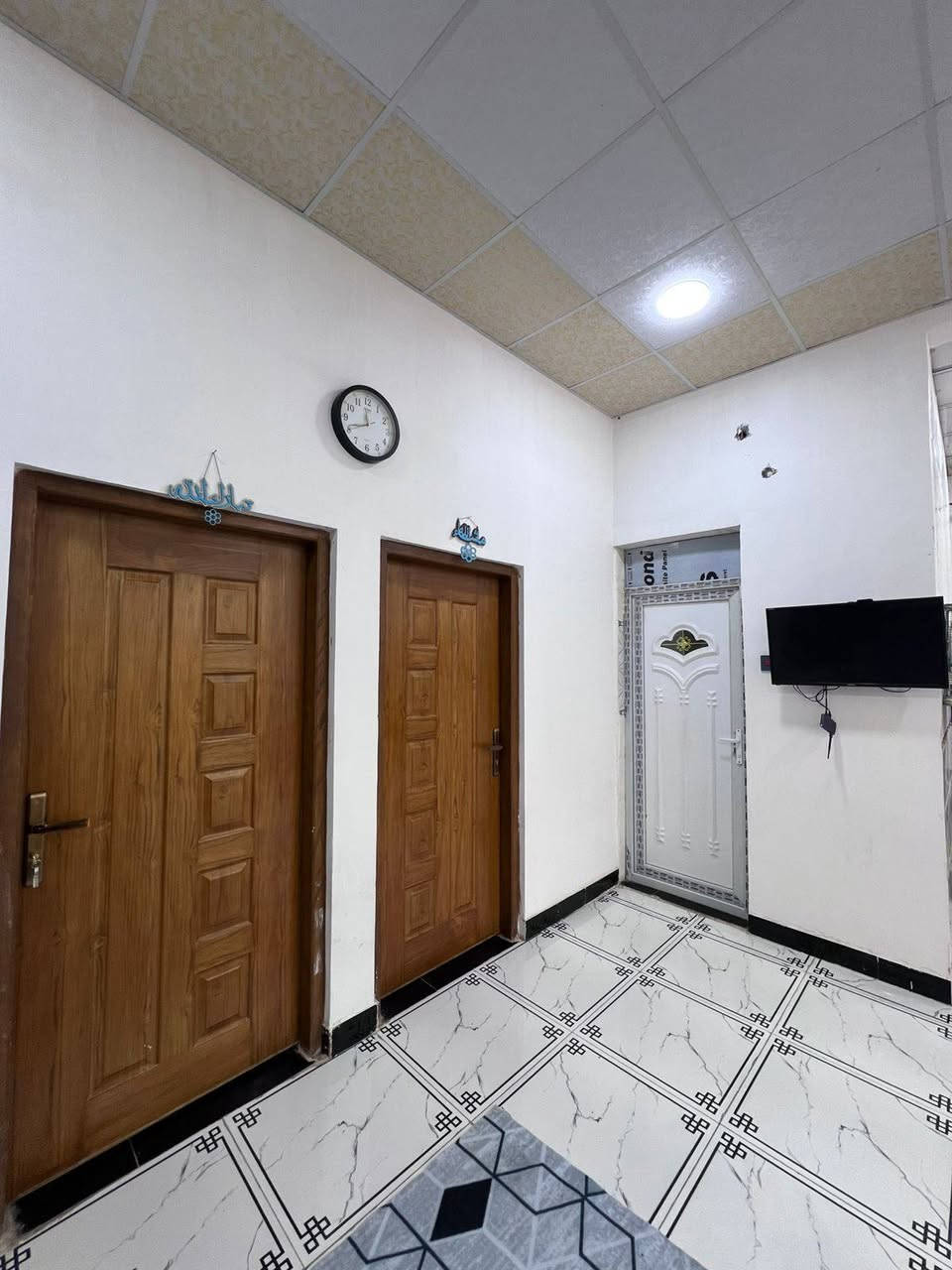 #احجز_موعدك_الآن_لرؤية_العقار

#بيت مساحه 130متر
 #بناء طابوق السعر 72بي مجال

 #العنوان كوت ثوني نوع العقار طابو زراعي عراقي سند 25
#محتويات البيت استقبال صاله مطبخ غرفتين منام صحيات داخليّه وخارجيه طبعن البيت بناء حديث اللاستفسار اكثر واتساب 
***********
