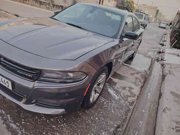 السلام عليكم
دوج تشارجر sxt 2023 بلاك توب
دخول جديد قبل سبوع ترقمت بغداد
من امريكا ماشية 28 حاليا 30
حادثهة جاملغ وبنيد مبدلات
مواصفات؛
كشنات حضن ووكهرباء
تشغيل عن بعد
بصمة ابواب وتشغيل
شاشة جبيرة
كامرة دوارة
وباقي المواصفات معروفة
مراوس بؤباما فقط مو للبيع
*********** واتساب
