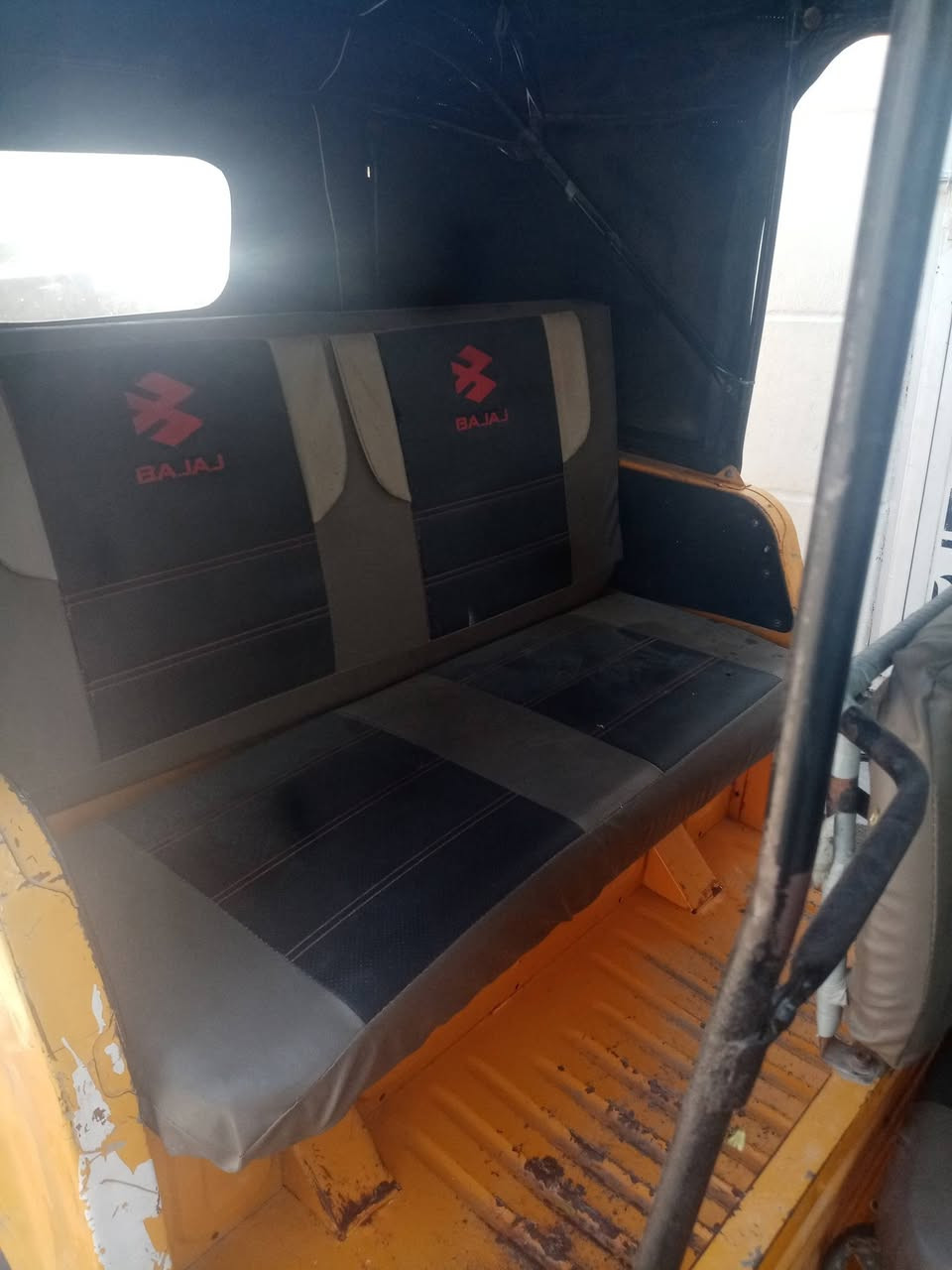 تكتك للبيع بالزعفرانيه
مكينه مجفته جديد نكره سلف بكل وقت
جادرها نظيف
باب المحرك موجود
كهربائيات كلها شغاله
لايت زنون كلش قوي
السعر مليون ونص بي ومجال بسيط
تشتريها اقل شهر تطلع فلوسها
سبب البيع ماعندي سايق
أوراق وياها بس 5 نقص 2
***********
