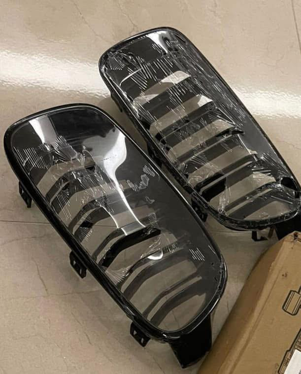 السلام عليكم شباك مال BMW يرهم لهاي الفئات كما موضح جديد بعده سعره 25 موجود توصيل ***********
