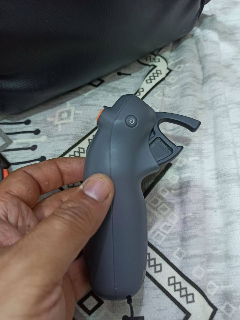 درون افاته تو للبيع 
بيه كسر نفس ما وضح بل صوره 
ما مئثر عل طيران 
وباقي نضيف 
++موشن فقطط 
تجي تفحص وتشوف بعينك 
توصيل ماكو 
مكان ناصريه قضاء رفاعي ***********
