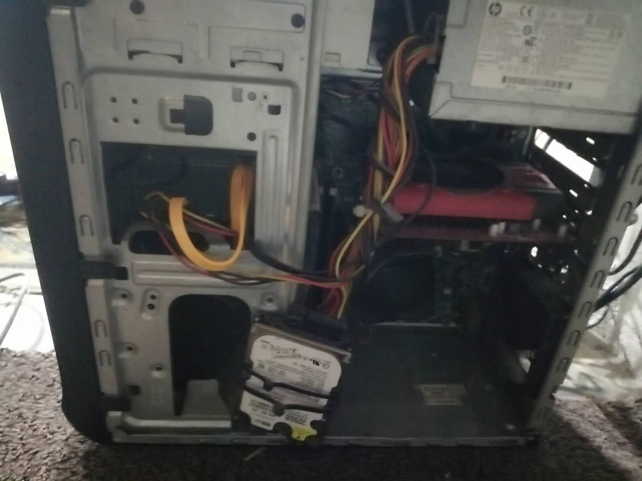 السلام عليكم pc للبيع
المواصفات 
i7 3770
gtx 1050ti
ram 8
ssd250 sandisk 
hdd 320
شاشة سامسونغ  60 hz
full hd + 1200*1920
بيها هواي مميزات  مثل سامسونغ ماجك و رفع الجوده و الحده 

جوستيك عدد ٢  xbox 360 
كاميره ultra hd 1440 بيها اناره 3 درجات 
كيبورد وماوس عاديات 
سماعات rgbماركة komc
ميز جيمك بي رفوف ثنين 
UPS 850 شبه جديد 
السعر 400 الف  مكاني الموصل 
لحد يكسر   ميعجبك اعبر


**إذا كنت صاحب هذا الإعلان وتريد حذفه لأي سبب، رجاءا أرسل رسالة إلى الدعم الفني**