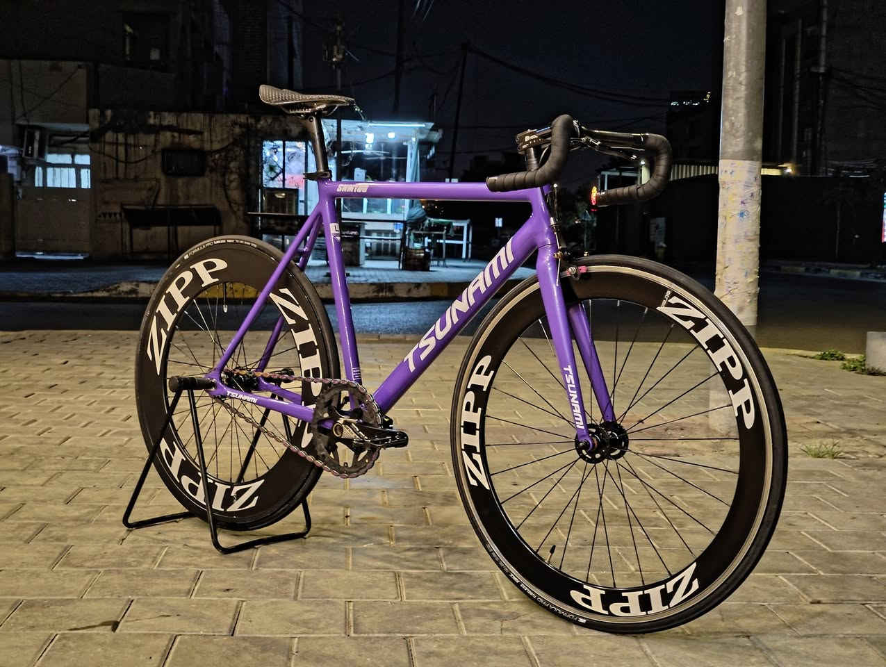 السلام عليكم 🚀💥
اللهم صلي علئ محمد وآل محمد 💜💜
فكسد ماركه TSUNAMI SNM100 لون مميز 💜💜 دراجه نضافه 100% مكفوله مزوده  زنجيل فكسد مسلح لون مميز   مع صينيه 50 سن وقطع كاربون سرج وبوري سرج ماركه RYET  وستيرن فكسد مميز كاربون مع وياله ارتفاع ماركه NOVATIC بولبرن مع تايرات كتان ماركه IRC الدراجه براكيت ماركه BOLANY

 اخوان الدراجه للبيع  السعر خاص او المراوس برود قوي 
عنواني بغداد شارع فلسطين 
***********
