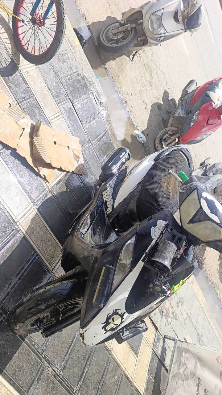 ثعلب البيع مستعجل عل بيعته 
350الف بكاني كاظميه 
رقم ***********
