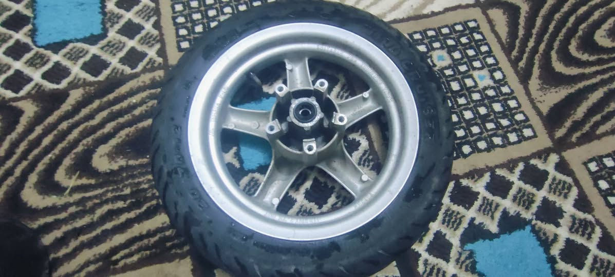 سلام عليكم اغراض سكنس عام ومال جبلي لون مشمشي اي
يدات بريك
قاعده رقم 
شفت امامي 
فج مال جبلي وشمعه 
قبق جوزه
سبايدر مال جبلي
قبضات استيرن
فلنجه مال بريك
قاعده مال رقم شاصي
قطره مال دهن 
فراك ابريك كامل
ملقط 
قبق عنبار
قطرت اكسل 
تعلاكه 
براغي سبع الوان مال فلنجه 

واقيه طينه 
ويل امامي مال سكنس جبلي للبيع 
شباب اي شي تحتاج من الغراض راسلني وسهل وتوصيل موجود لكل المحفضات مكاني بغداد مدينه الصدر رقمي ***********
