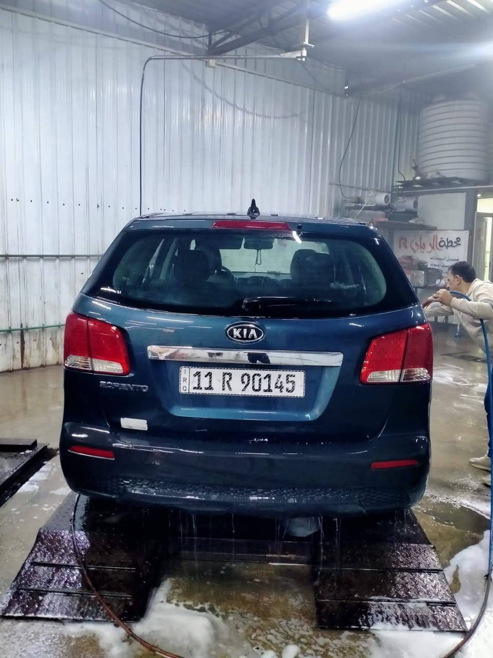 السلام عليكم سورنتو 2011 وارد امريكي محرك 2400 دوش 5راكب للبيع رقم بغداد باسمي هزه جديده سونار موجود بالمنشور سنويه لل2028السعر120وبيها مجال مكاني بغداد الدوره ابودشير للاستفسار الاتصال على الرقم ***********
او***********
