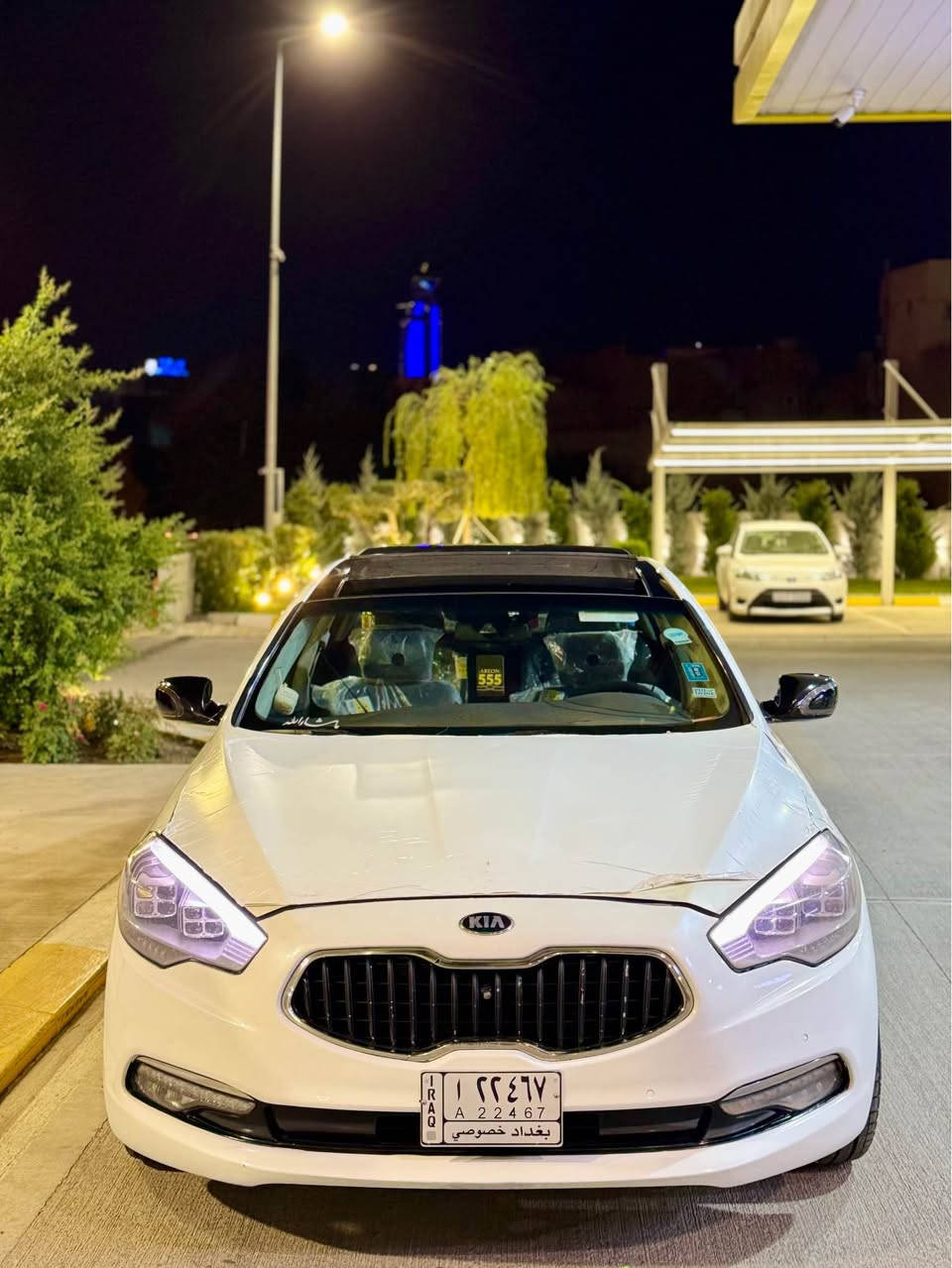 Kia curious 2015 V8 🚀
دوبەی سەیارەکە ساغە ✅
کیا کۆرێس مۆدیل 2015 قەپات قەپات مواصەفات ‼️
سەیارەکە وارد ئەمریکیە 🇺🇸
مواصەفات :
١: بەصمە 
٢ پانۆراما 
٣: کامێرە و حاسەی پێش و دوا 
٤: کوشن جلد 
٥: کوشنی سارد و گەرم 
٦: ٤ مۆدی لێخورینی هەئە
٧: تحکماتی سوکان 
٨: کوشن خەزن 
٩: فلجەکانی AUTOیە لە کاتی باران ئیش ئەکات
١٠: ١٣ مکەبەرەی JBL 
١١: ئاوێنە ئیشارەت و ئاوێنەکانی ئەخەوێت 
١٢: ئاوێنە ڕادار 
١٣: دژە خلیسک و auto park 
١٤: ٥ پەردەی بیلادی
١٥: سنوق جەگ 
١٦: تەبرید مەرکەزی 
زۆرێکی تر لە مواصەفات ....

کامل Service بۆ کراوە ، لە ڕۆنی مەکینە و هایدرۆلیکی گێر و ، تازە پێش و دوای داگیراوە ، تاقمێک تایەیی لۆک و ٤ ویلی لۆک ٢ size خراوەتە ژێر ، پۆلیش و حەمام کراوە

سعری ٩٠ گەڵا و مەجالێکی برایەنەشی تیایە ❤️
گۆرینەوەش ئەکەم بەشتێک بە دڵم بێت بە مەرجێک سەیارەکە ساغ بێت ....
ژمارە موبایل لەسەر ڕەسمەکان دانراوە 
شوێن سلێمانی السليمانية, العراق
