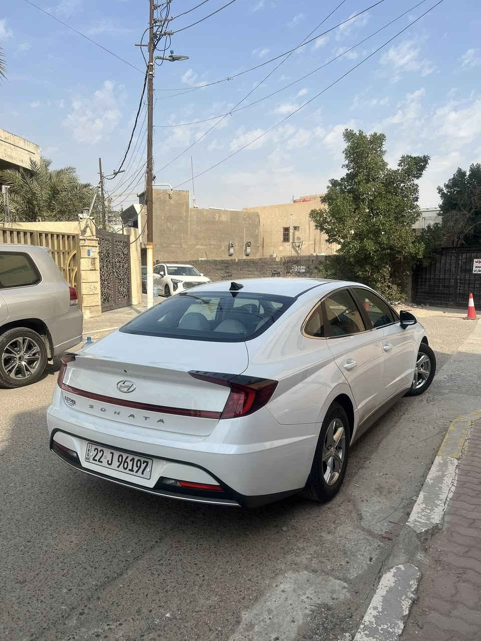 لسلام عليكم 
‏سوناتا ابيض مراوس وبيع 
مديل  2022
ماشيه 30 الف 
السعر 195$ محال بصيط 
امريكي دخول جديد اربيل بسم شركه 
كفاله من الدعميه الدعميه عدة 4 صابع بارد راجع بل جهاز ديبي ار   
المحرك 2500 كارتون 
مواصفات :
رادارات امامية وخلفية وجانبية 
نقطة عمياء 
قيادة ذاتية 
دخول ذكي
كروس مثبت سرعة 
شاشة كبيرة 
هند بريك كهربائي 
اشاير بلمري 
كامرة دواره
4 انضمة قيادة 
اوتو هولد  
العنون البصرة دور الضباط 
الاستفسار ***********
الوات ساب ***********
