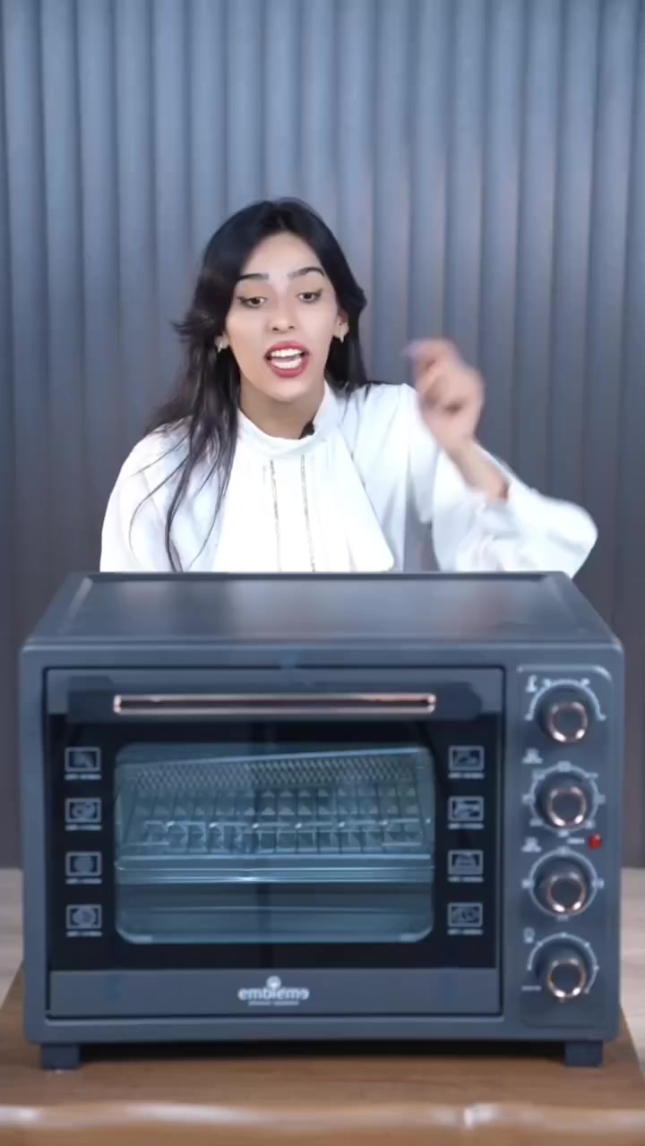 اوفن قياس 58 لتر ماركة امبليوم  المانيه

اوفن_متكامل 
صواني عدد ( 2 )
دبل هيتر .. دبل صينية 
مروحة فان
انارة داخلية💡💡💡💡
وسيباية وسطية
مع ماسكة قراصة لسحب الصواني
تحكم بالحرارة وتحكم بتشغيل هيتر اعلى او اسفل او دبل هيتر
تحكم بالمروحة
شاشة دجتل تبين الوظائف
داخل ستيل 
الخارج لون مميز برونزي 
كيبل حراري نحاس 100%
ضمان سنة 
. السعر 170الف🚚 توصيل متاح لكافة محافظات 
. للحجز أو الاستفسار، راسلنا على 
. واتساب 7780400256


**إذا كنت صاحب هذا الإعلان وتريد حذفه لأي سبب، رجاءا أرسل رسالة إلى الدعم الفني**