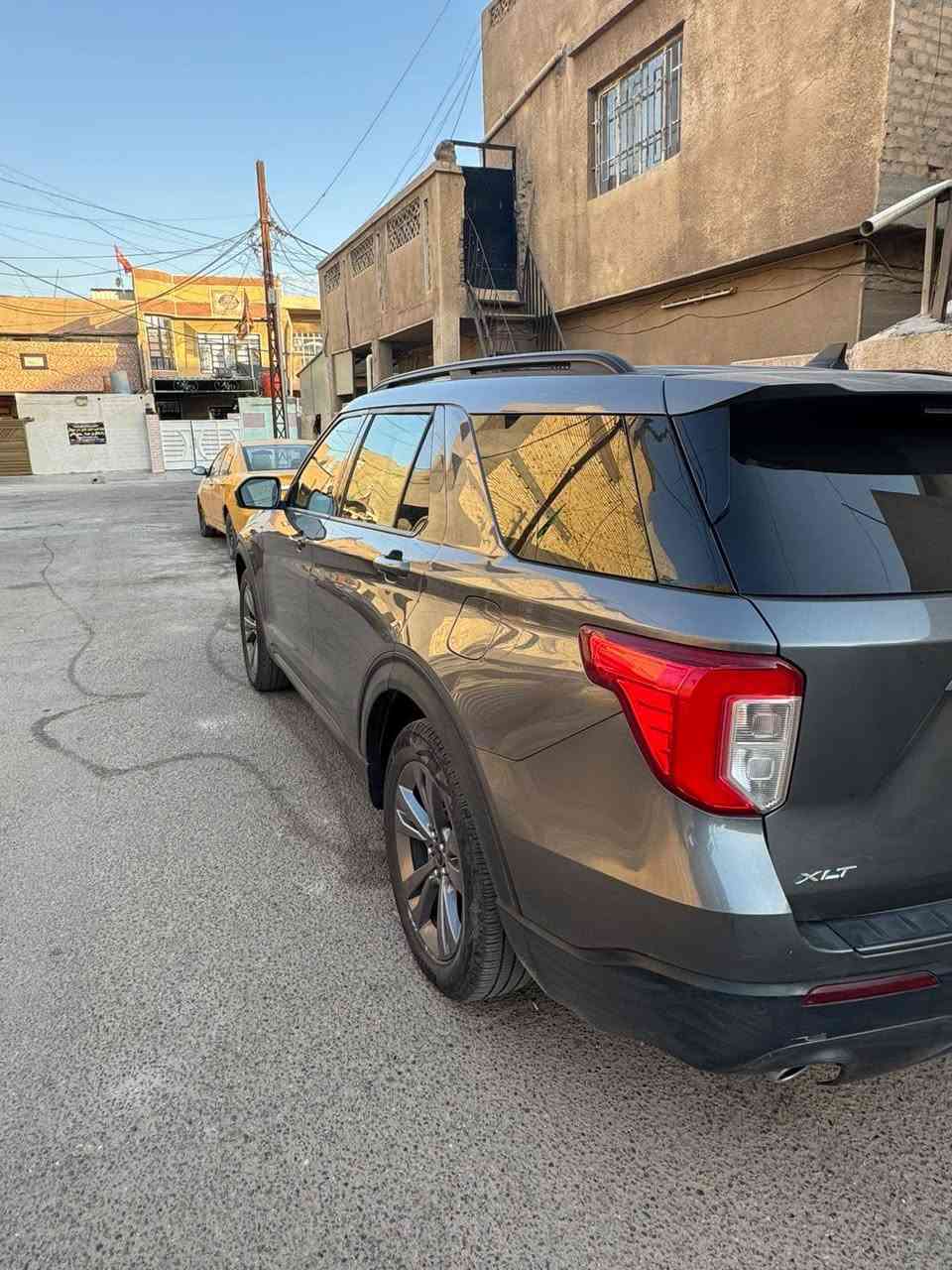 السلام  عليكم ورحمة الله وبركاته
‏‎‏‎       ——— لـلـبـيع فقط ———

‏‎‏‎فورد اكسبلورر       —  Ford Explorer
‏‎‏‎وراد أمريكي.     —  بدون ايرباك 
‏‎‏‎الموديل           — 2022
فئة.                 — XLT /4WD 
حجم المكينه   — V4/2300T
اللون               —فيراني
المسافه المقطوعه — 50000 مايل
صور الحادث — موجوده بالصور

المواصفات 

‏‎‏‎- بصمة تشغيل 
- بصمة أبواب 
‏‎‏‎-تشغيل عن بعد 
‏‎‏‎-ترحيب عند الاقتراب 
‏‎‏‎-كشنات جلد 
‏‎‏‎- رادار جانبي 
‏‎‏‎-رادار امامي 
‏‎- رادار خلفي 
‏‎‏‎- شاشه كبيره تدعم نظام الأبل كار باي ونظام الاندرويد 
-تدفئة ستيرن 
‏‎-گير ماوس 
‏‎-دبل اكسل 
‏‎-اوتو هولد 
‏‎-اوتو ستوب 
‏‎-هندبريك بصمه 
‏‎-٧وضعيات قياده 
‏‎‏‎-كشنات تدفئة 
‏‎‏‎- ستيرن بحركه كهربائيه 
‏‎‏‎- تبريد مركزي 
‏‎‏‎- بگ لايت LED 
‏‎-صندوق كهربائي 
‏‎-كشنات VIP ( منفصل )
‏‎‏‎- كود باب 
-كرسي السايق والراكب بحركه كهربائيه
‏‎‏‎-تحكم ستيرن جهتين 
‏‎‏‎-تحديد سرعه 
‏‎‏‎-مانع انزلاق 
‏‎‏‎-ليد نهاري
‏‎‏‎-كامره خلفيه دواره 
باقي المواصفات المعروفه 
السياره على ايدي من امريكا 
السعر            260 بيها مجال     
رقم السياره    — أربيل  
موقع  السياره — بغداد
‏للأستفسار.     ***********
