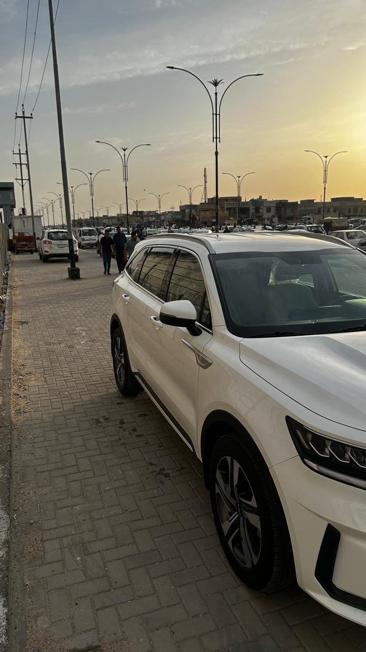 سورنتو 2023
السلام عليكم سورنتو موديل 2023
 فول مواصفات بدون بانوراما محرك 2500 
خليجي مكفوله من الصبغ والبارد والتبديل عدا طخة بباب الجنطة موضحه بالصور وباقية ع وضعها تصلح PDR
 ماشيه 60 الف جديده لوك مواصفاته 

كراسي كهرباء 

جنطه كهرباء 

حساس خلفي امامي 

٣قطع تبريد ٧راكب 

لايت خمس عدسات زنون 

بصمة تشغيل عن بعد 

بردات ابواب خلفية 

السعر 252 ورقة رقم أربيل تريد تحويل تريد وكالة حاضر

البصرة / حمدان

***********
