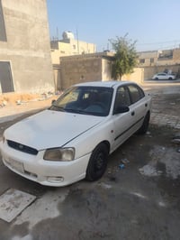 اكسنت 2001 السنويه 27 السياره حلوه مثل ماشوف بيهه صوت شويه بل مكينه ال...