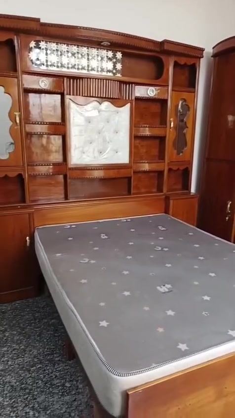 مكلف بالنشر غرفه نوم صاج حطاطه داخل وخارج نظافه ٩٠ بالمئة الغرفه نوع هودج العالي بكافة ملحقاته صوميه مناميه حطاطه والصور والفيديو خير برهان
السعر المطلوب ٩٠٠ الف
موجوده بالمزاد
للاستفسار
***********
***********
***********
العنوان الانبار الفلوجه حي الجغيفي الثانيه شارع الضغط العالي (شارع ملعب النجمة الرياضي)
من تتعده العلوه تحسب رابع فرع عل اليسار مثبت لافته براس الفرع
مكلف بالنشر غرفه نوم صاج حطاطه داخل وخارج نظافه ٩٠ بالمئة الغرفه نوع هودج العالي بكافة ملحقاته صوميه مناميه حطاطه والصور والفيديو خير برهان
