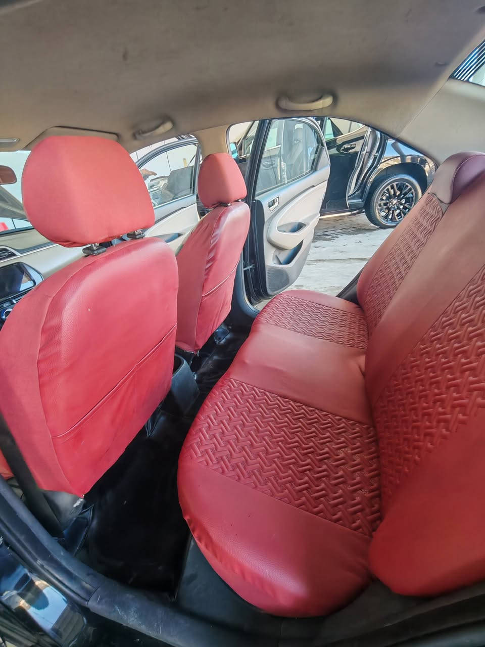 السلام عليكم هوندا رينا موديل 2020 رقم اربيل باسمي ماكينه 1600 دوش سياره ماشيه 83 حقيقي  خليجيه بيها صبغ بس بدون لا دواخل بدون ايرباك مكان السياره بغداد المحموديه  *********** السعر 90 وبيها مجال
