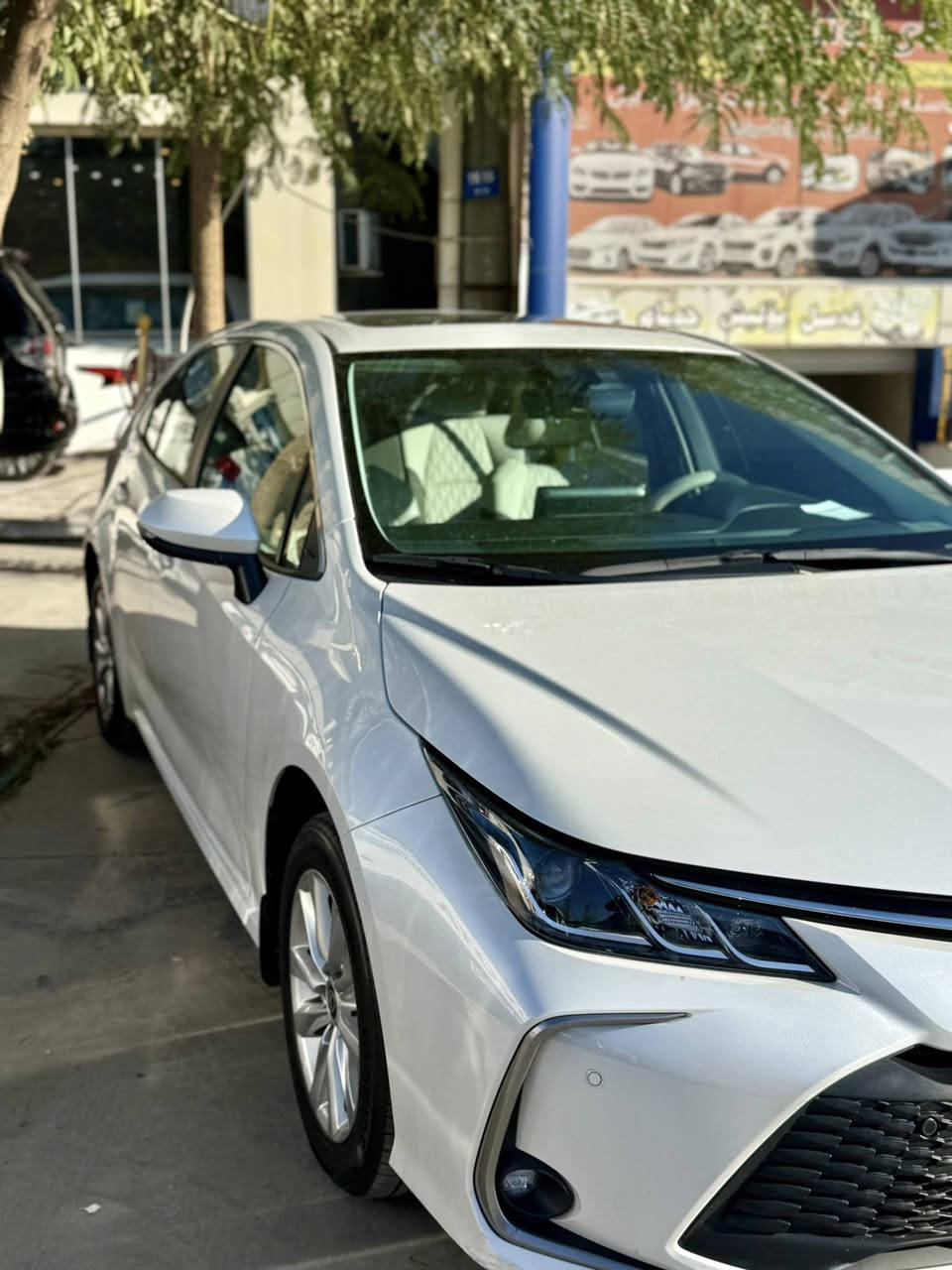 كورلا ٢٠٢٣ خلیجی محرک ١٨ ماشی ٦٤ الف مکفولە  محرک کیر صبغ بارد. سونار موجود  فول مواصفات 
ویل کروم  زینون سلایت بسمە شاشە حساس 
مکان کلار
***********
