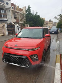 كيا سول 2020 EX وارد امريكي حادث  خلفي بسيط جدا رقم بغداد بأسمي   بصمة...