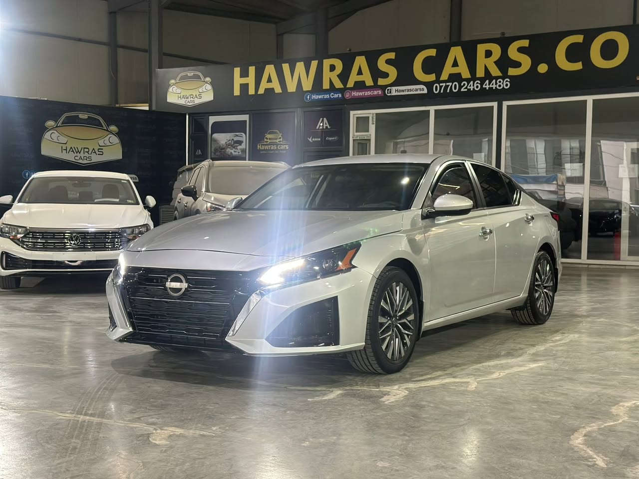 سلام عليكم
‏   -NISSAN ALTIMA
    -موديل 2023 
   -للبيع فقط بيع سريع السعر كلش مناسب 
   -مرقم سليمانيه 
  - تحويل مباشره مااسوي وكاله فقط تحويل 
  -لون سلفر 
  - لون الداخلي اسود 
  -مواصفات SV
  - بصمه 
  -تشغيل عن بعد 
  -كشن كهرباء 
  -رادار 
  - حساس خلفي 
‏   –1N4BL4DV0PN380165
  - الحادث 3 قطع بنيد نفسه مصلح 
   - جاملغ السكن + السائق مبدل بلادي
  - شرط بدون دواخل راديتر بلادي غاز تبريد بلادي 
  — العنوان سليمانيه 
  -الاستفسار الاتصال على الرقم او واتساپ 
    _***********
