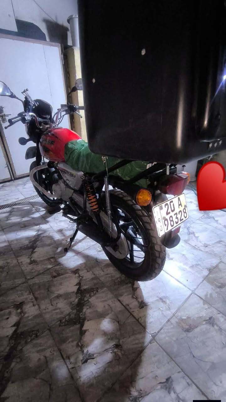 للبيع بوكسر 22 نازله شهر12شكل 23دراجه نضيفه انضف من الصور الدرجه ويه التجهيزات كامله والصندوك هوه والجادر هديه مرقمه انكليزي مشروع وطني لوحات ثنين
الرقم:***********
مكاني بغداد الغزاليه
