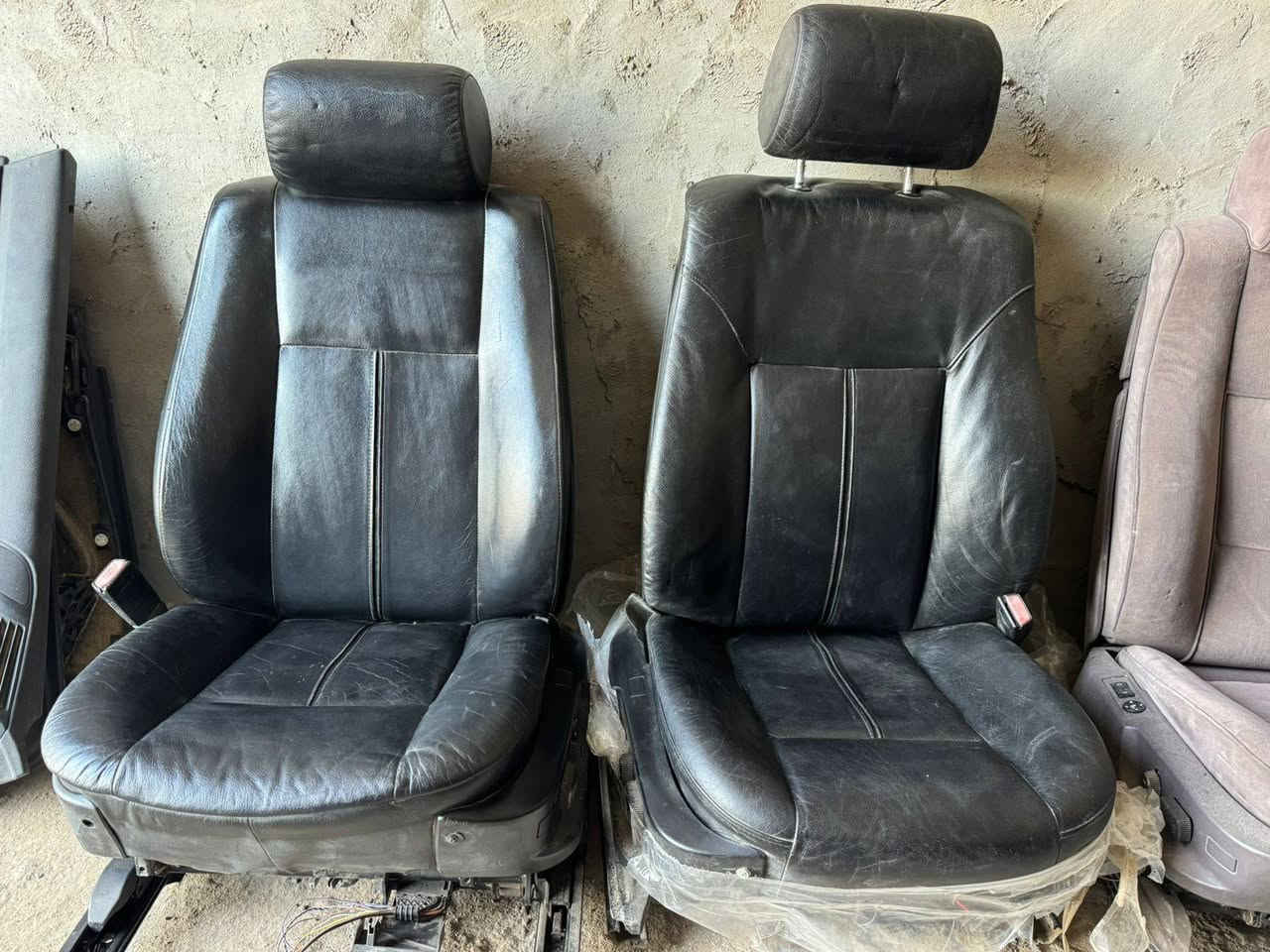 السلام عليكم متوفر للبيع غراض كاسحه مكان بابل الحمزه الغربي للاتصال ***********وتساب
